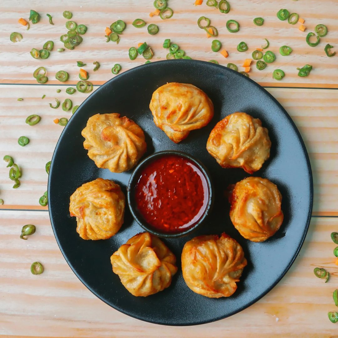 Veg fried momos 6 pc